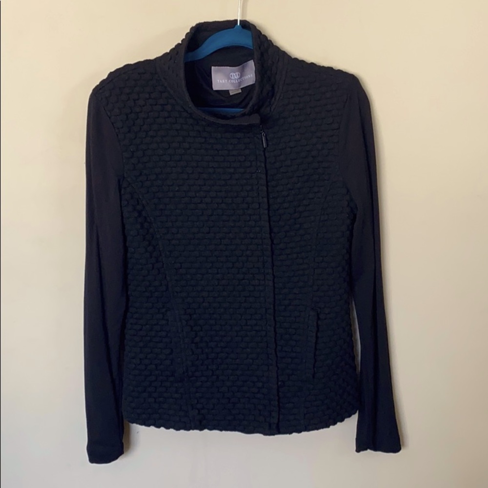 Black stretchy zip up with pockets